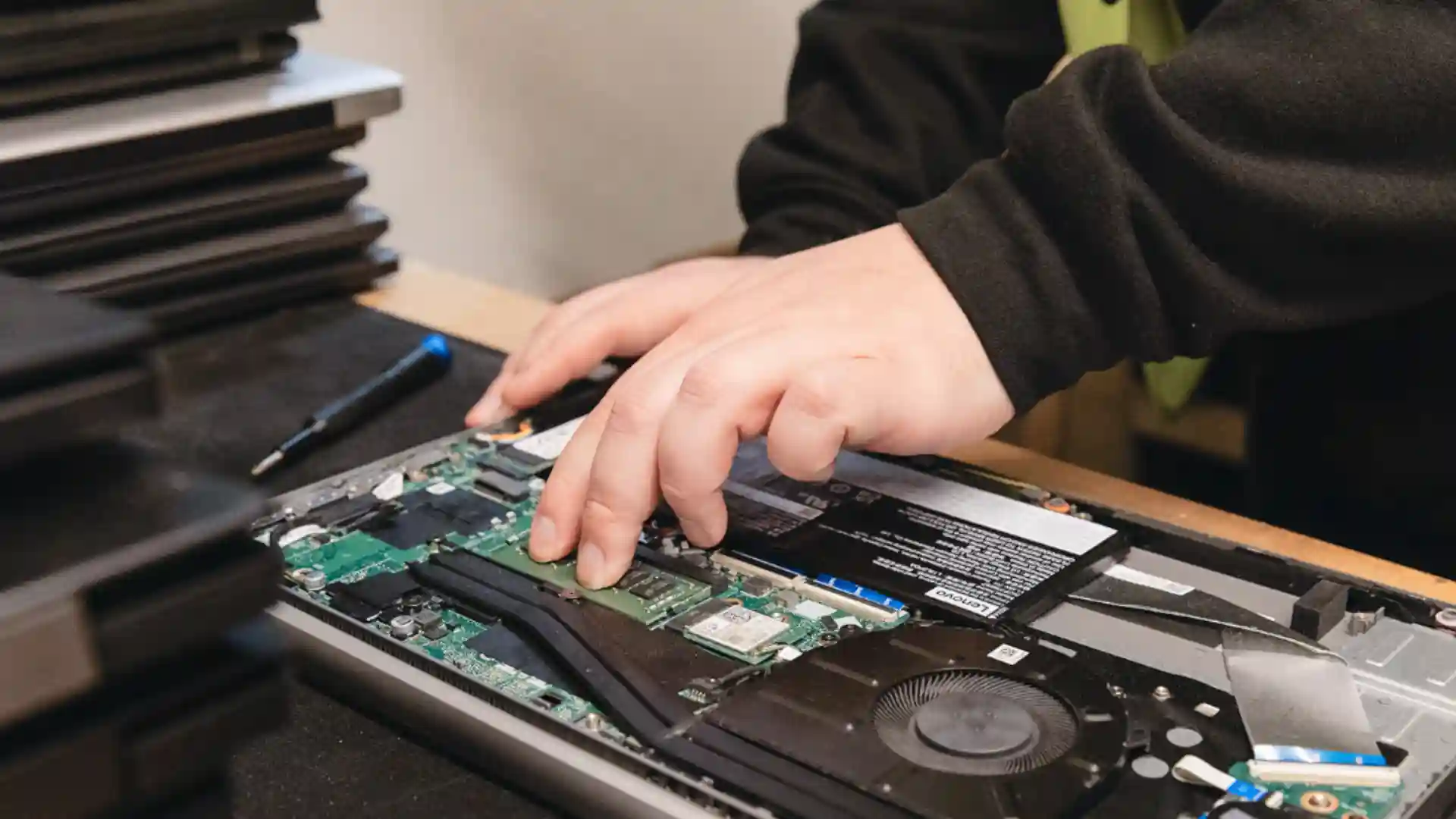 Refurbishment vs recycling – how to get more from your business IT assets
